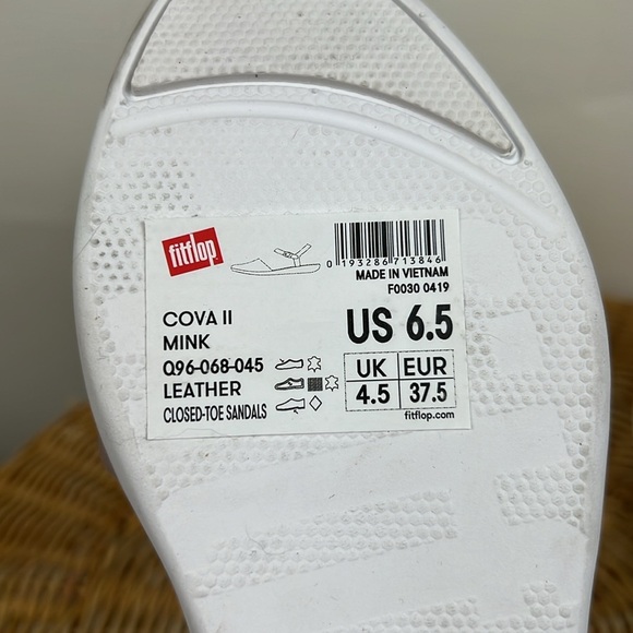 New Fitflop Cova II Closed Toe Sandal Leather 6.5 Mink - Picture 8 of 12